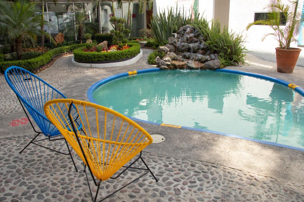 Hotel Las Pergolas Guadalajara Buitenkant foto
