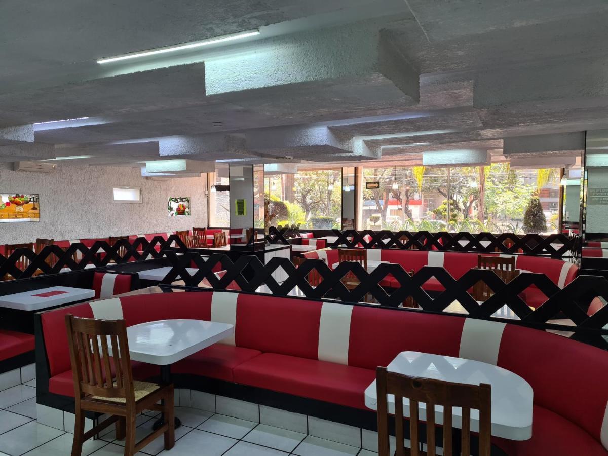 Hotel Las Pergolas Guadalajara Buitenkant foto