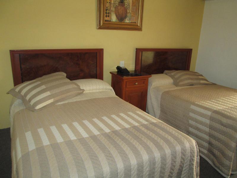 Hotel Las Pergolas Guadalajara Buitenkant foto