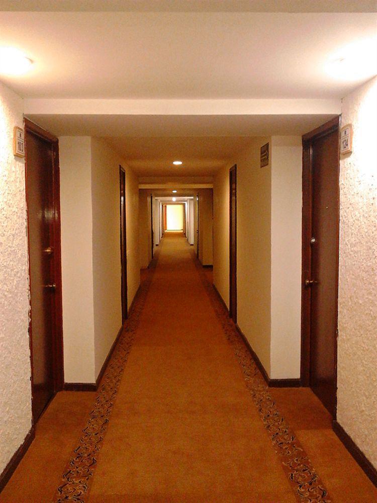 Hotel Las Pergolas Guadalajara Buitenkant foto