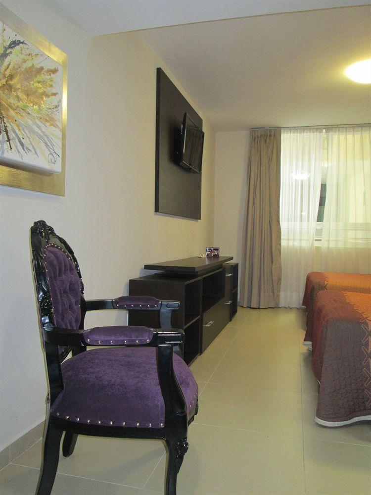 Hotel Las Pergolas Guadalajara Buitenkant foto
